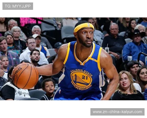 孟菲斯克拉克跳投训练明显提升